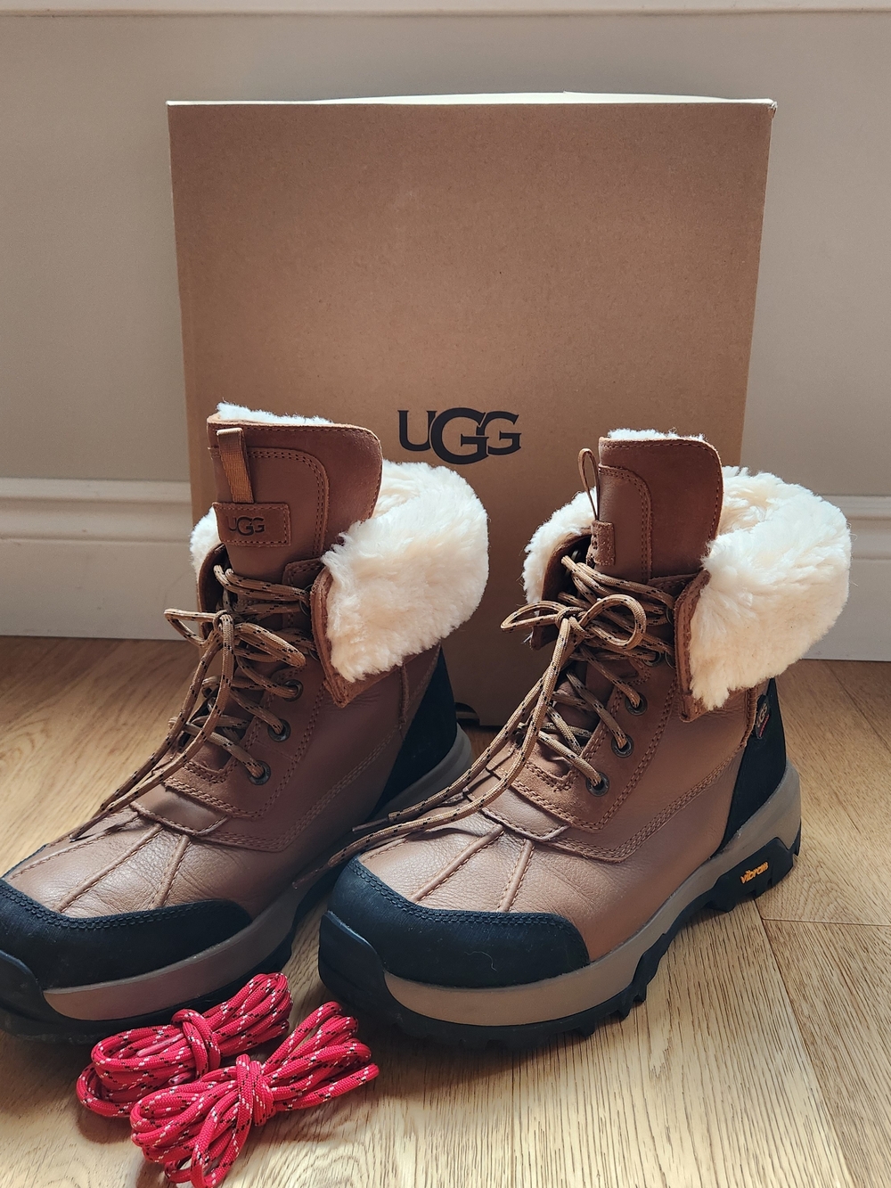 UGG Adirondack XXV Waterproof Winter Boots Chestnut Size 9.5 – EUC